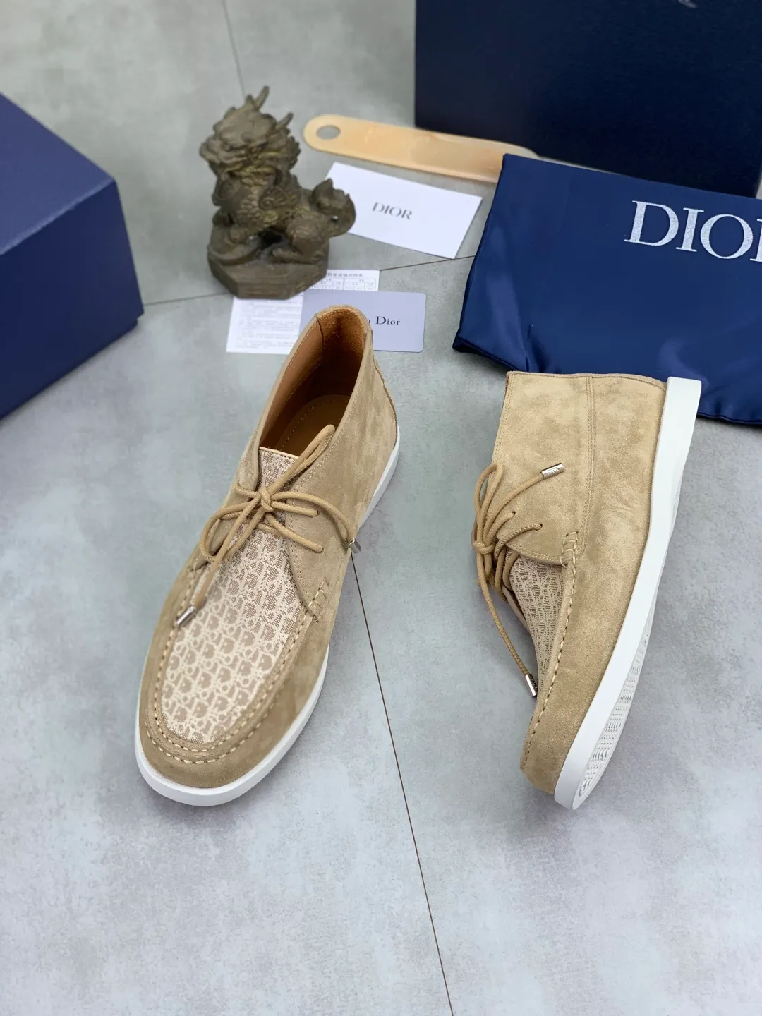 Men's Men's Shoes 💰P580 New Niuli💰High Version 💎💎💎Dior Original! Top Italian purchasing agent! Men's high-top business casual leather shoes, original imported calfskin upper, oiled edges, ultimate texture, gentleman style, imported cowhide lining inside, top-quality original Italian rubber outsole, first-class workmanship, top quality! Size: 39-44 (45 customized)